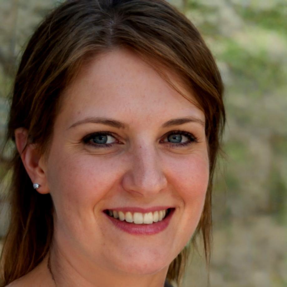 Claire Rousseau, spécialiste en éducation financière